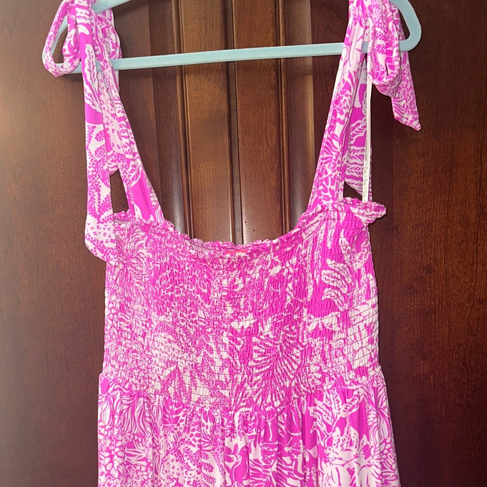 Lilly Pulitzer Pink Floral Romper with Tie Straps, size Large.